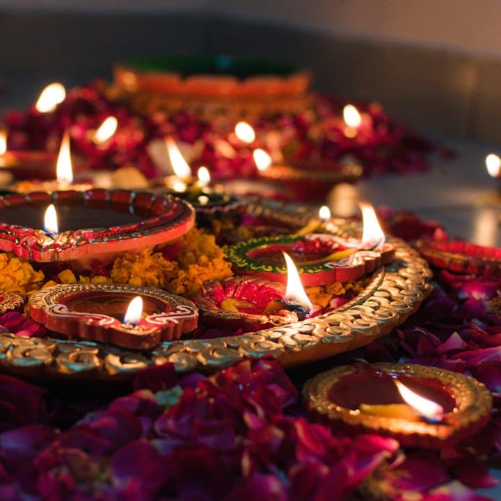 Handmade Decorative Diya Set (सजावटी दिवे) by Saaj Alankaracha